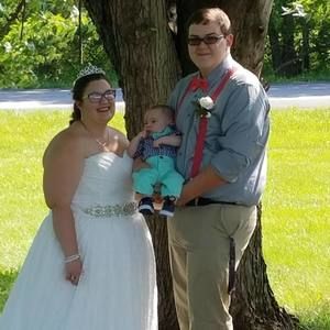 Meet your Posher, Holly